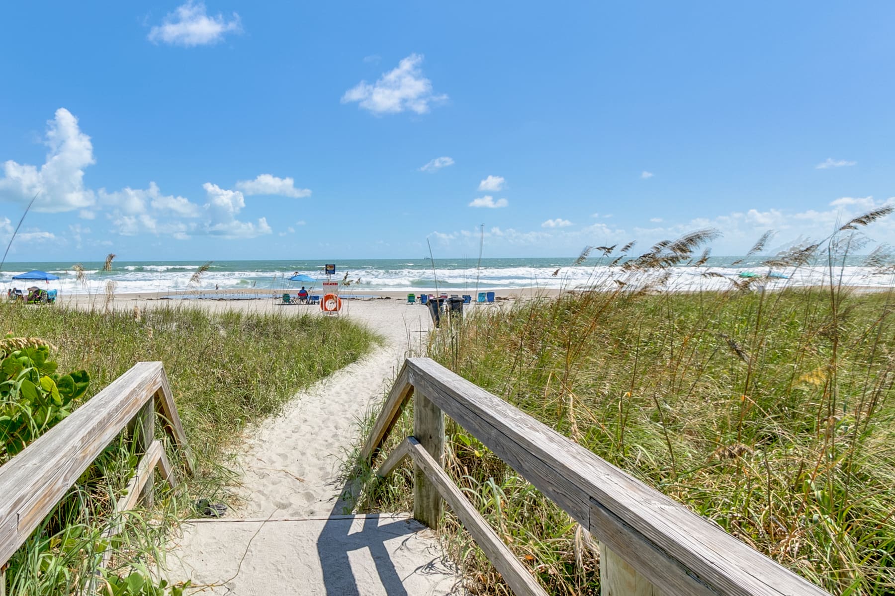 Dune walkover to the beach